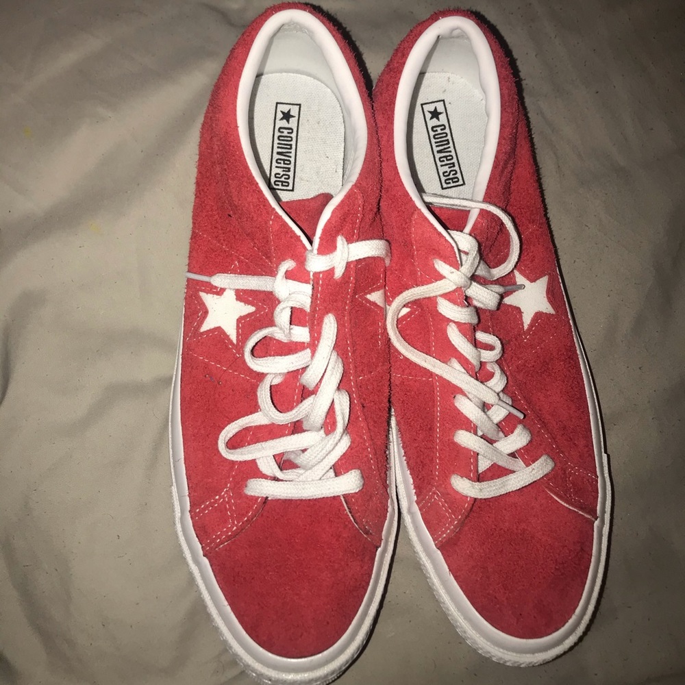 Red Converse 1 Star